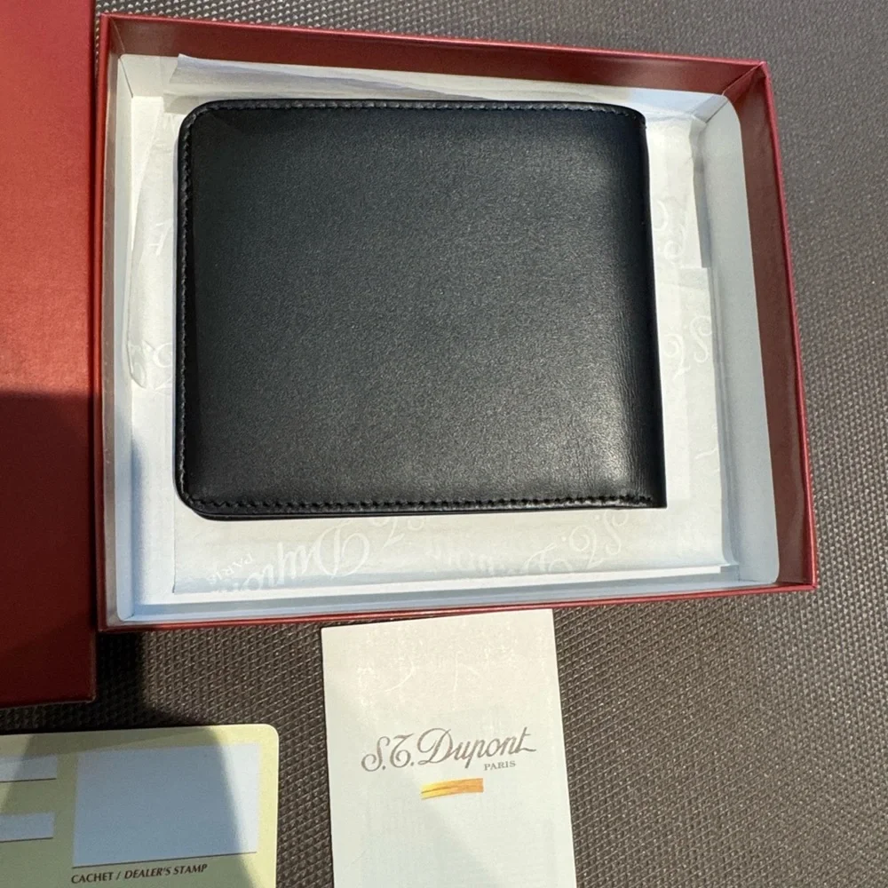 S.T. Dupont Bifold Wallet black leather